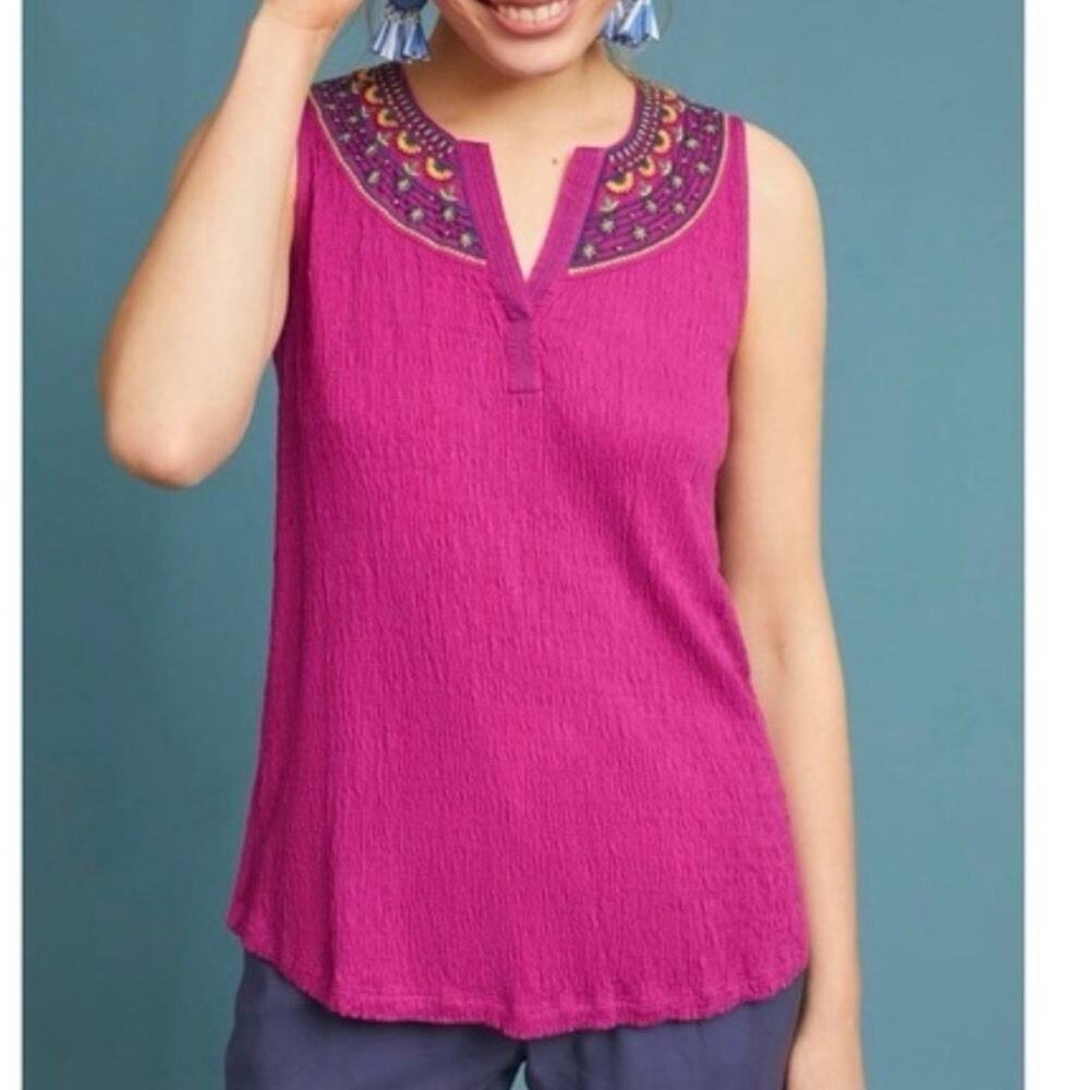 Akemi + Kin Anthropologie Vizela Embroidered Top M Pink Sleeveless Boho Floral